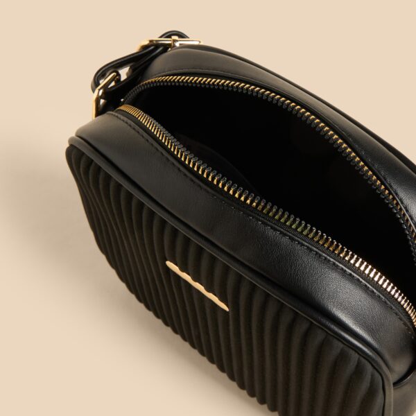 Textured Crossbody Bag with Adjustable Strap and Zip Closure