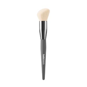 imgi_251_DIFFUSING-CHEEK-BRUSH_PDP_FINAL_PACKSHOT