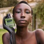 Donna Born in Roma Green Stravaganza Eau de Parfum Travel Spray with Vanilla & Tea Accord