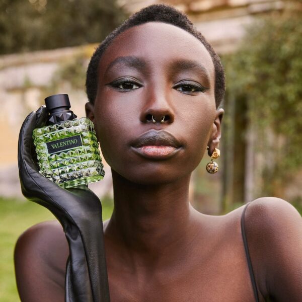 Donna Born in Roma Green Stravaganza Eau de Parfum Travel Spray with Vanilla & Tea Accord