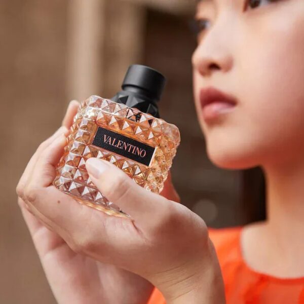 Born in Roma Coral Fantasy Eau de Parfum with Rose & Orange